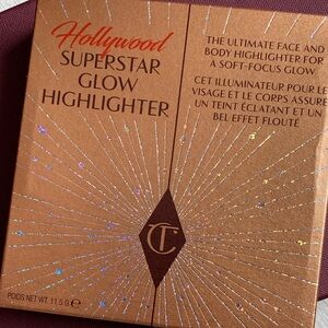 Charlotte Tilbury Hollywood Superstar Glow Highlighter